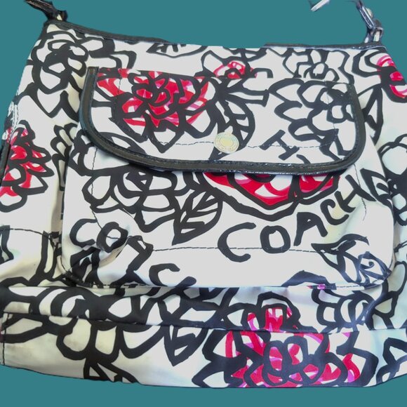 Coach Poppy Y2K Graffiti Daisey Adjustable Shoulder Bag Silver Hardware EUC - Picture 9 of 11